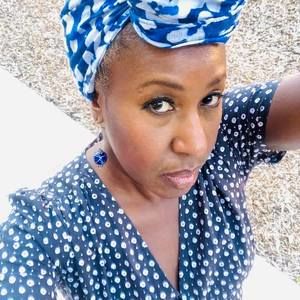 Meet your Posher, Kelli